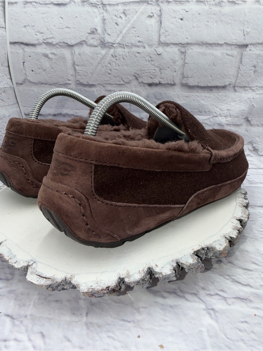 UGG Ascot Mens Espresso Brown Suede Moccasin Slippers Size 8 Sheepskin Lined - Picture 6 of 10